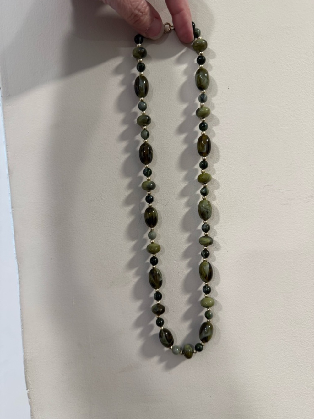 Green Beaded Women's Necklace - Unbranded